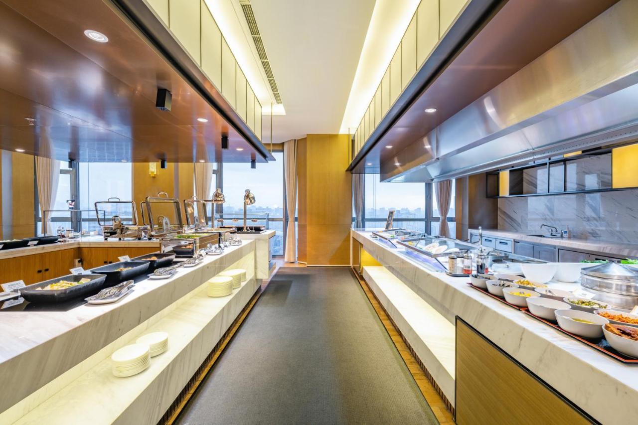 Holiday Inn Shanghai Huaxia By Ihg - Overlooking City Scenery At Sky View Restaurant Экстерьер фото
