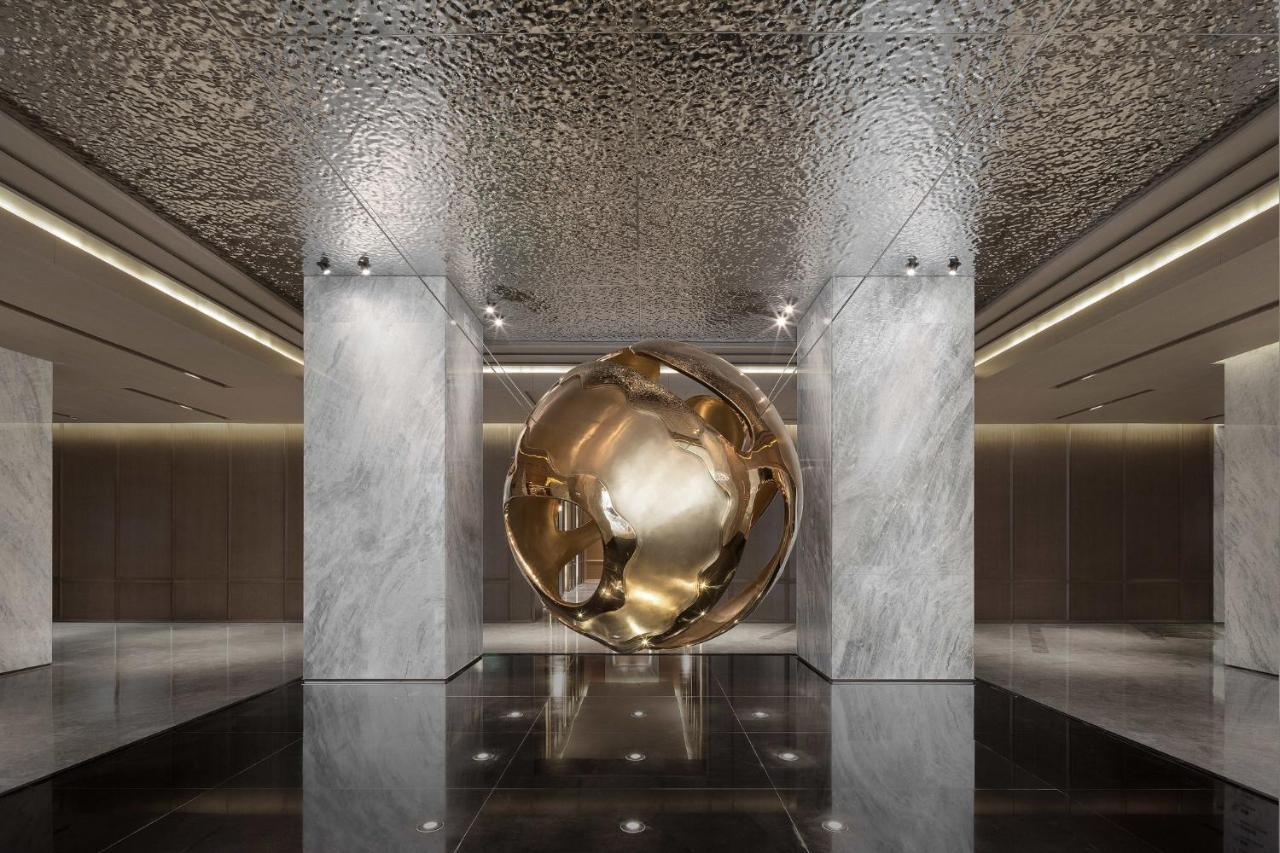 Holiday Inn Shanghai Huaxia By Ihg - Overlooking City Scenery At Sky View Restaurant Экстерьер фото